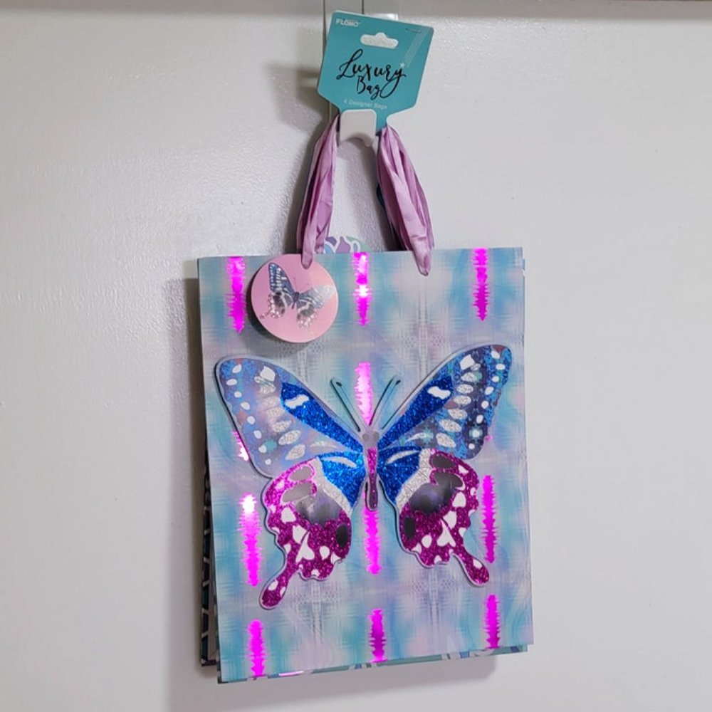 Flomo Luxury Designer Gift Bags 4 NWT
